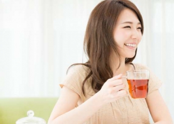 天氣太熱急需降火，四款涼茶自己煲，好喝又消暑